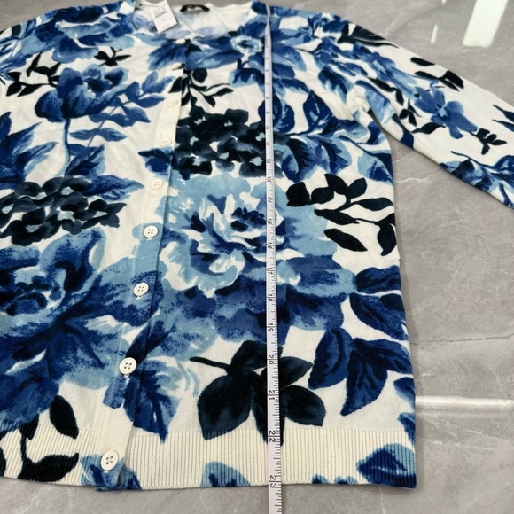 Women’s Talbots Charming Button Down Cardigan Watercolor Blossom Flowers Small - Picture 16 of 16